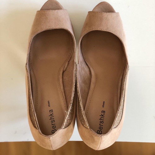 Bershka platform suede peep-toe heels size 39, beige