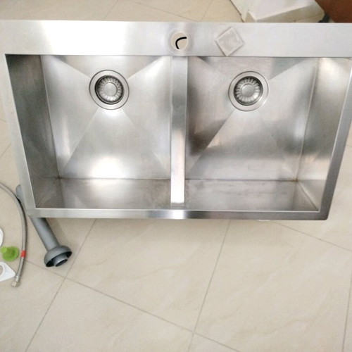 Frankie inset stainless steel sink like new with two large basins
