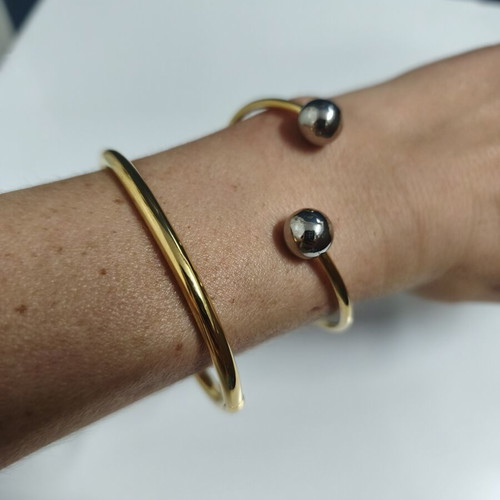 Two steel bracelets in gold color, like new