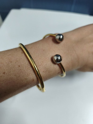 Two steel bracelets in gold color, like new