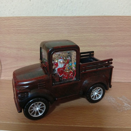 Christmas decorative truck with Santa and snow effect like new