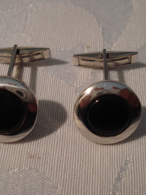 Silver cufflinks like new