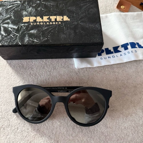 Spektre Stardust sunglasses with mirror effect like new, black