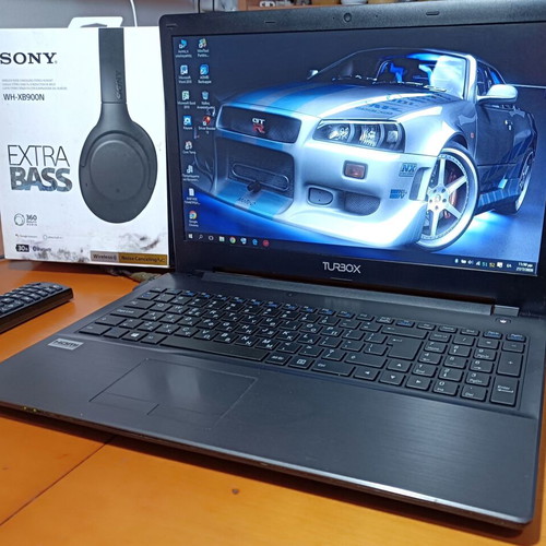 Turbo-X W955 Laptop like new, Intel Celeron, 4GB RAM, 120GB SSD, 15.6 inch