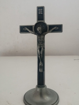 Crucifix 11 cm on base new