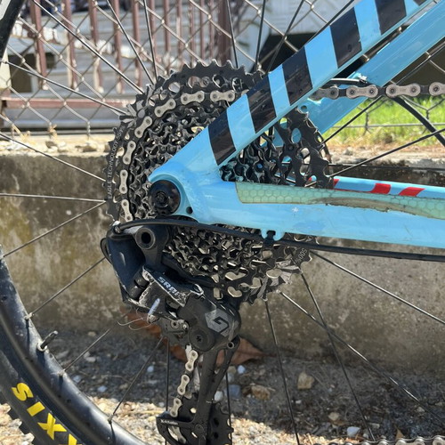Mondraker Dune Alloy 2018 Enduro Bike, size L, blue