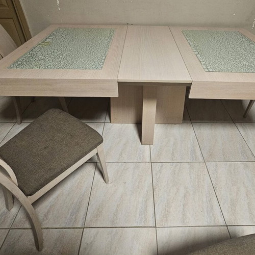 Extendable dining set with 6 high-back chairs, solid light wood