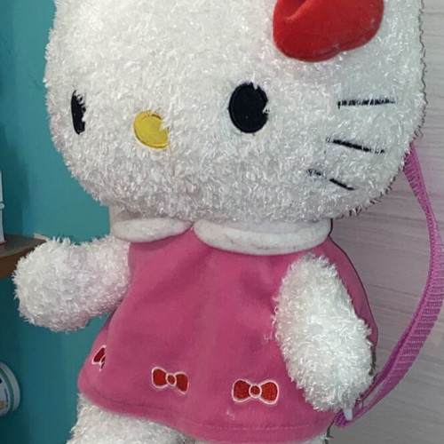 Hello Kitty backpack like new, white and pink