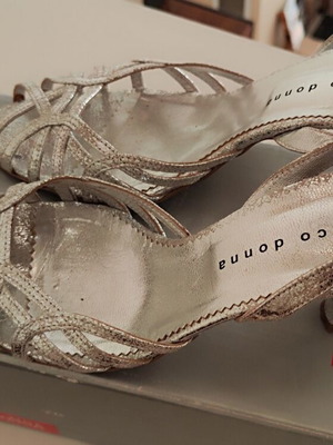 Classico Donna silver leather sandals size 39 used, evening wedding shoes