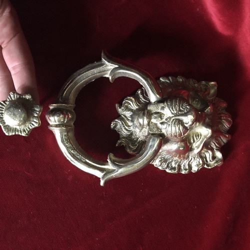 Bronze lion door knocker used