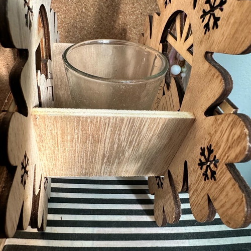 Christmas wooden decorative candle holder for tealight used