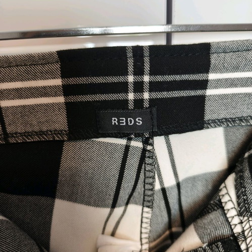 Women's spring checkered pants like new, black and white