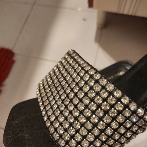 Ideal Shoes black sandals with rhinestones new, size 39