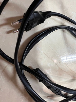 Power cable CEE7/16 to C7 used