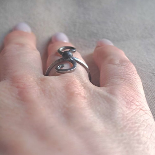 Handmade 925 Silver Ring Organic Flow Collection, like new