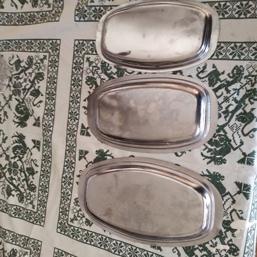 Inox platters used 28.5 cm, multiple pieces