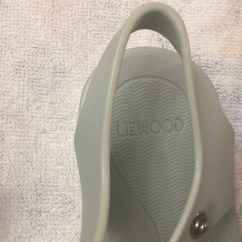 Liewood children's sandals size 31 sage green like new