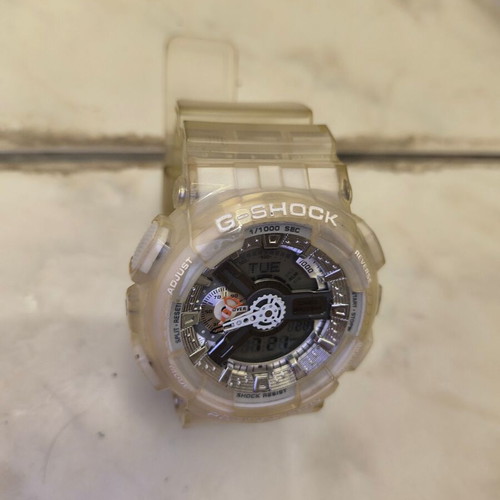 Casio G-Shock watch used, transparent, waterproof, durable