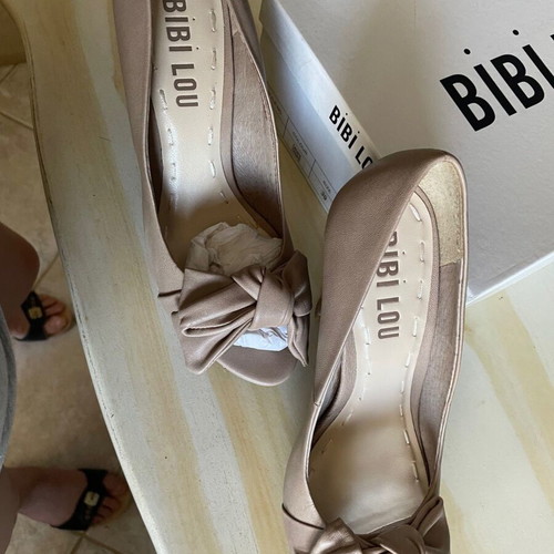 Bibi Lou high heel pumps beige like new, size 39