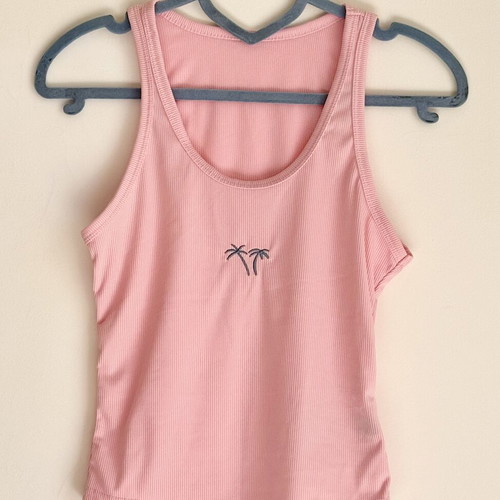 Shein Pink Ribbed Crop Tank Top M New with Palm Tree Embroidery