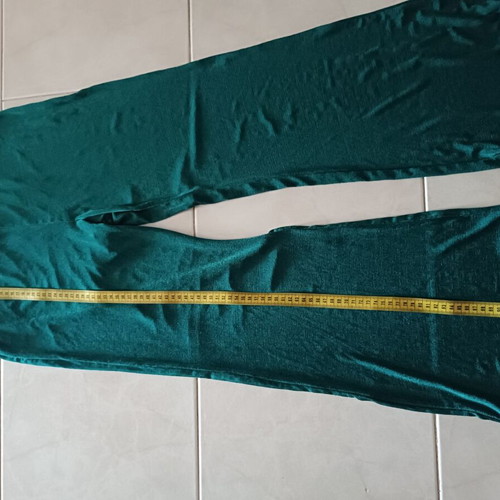 Women's pants medium used, ribbed metallic knit emerald green