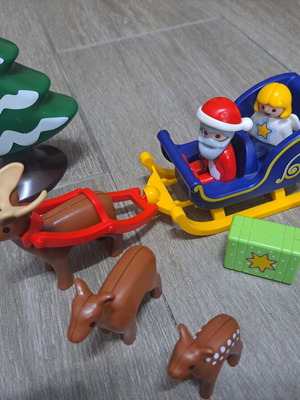 Playmobil 123 Christmas set like new
