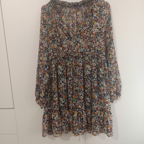 Zara floral airy mini dress like new with buttons and belt
