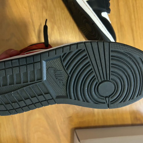Nike Air Jordan 1 No 38.5 like new