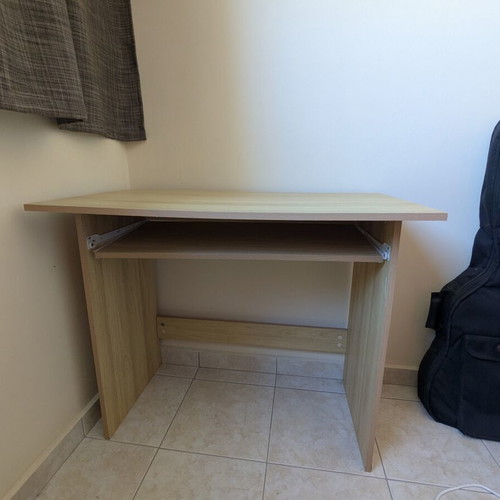 Desk 90x50x75 cm, like new