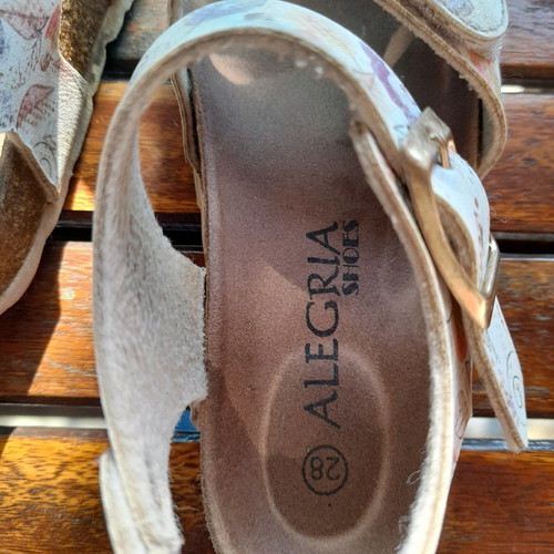 Alegria sandals used, size 28, multicolor