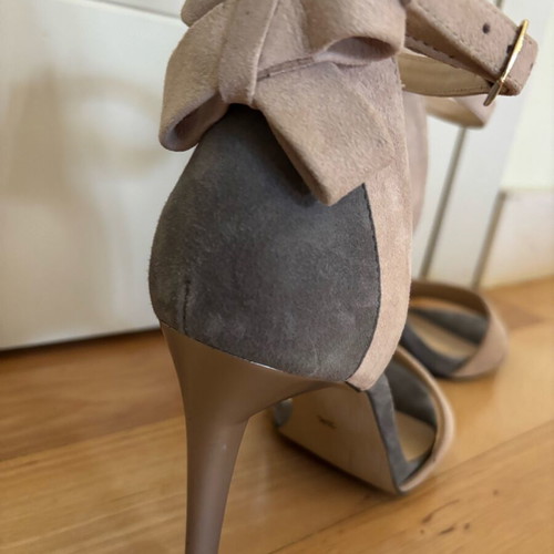 Karino suede high-heeled sandals size 38 used, gray and pink