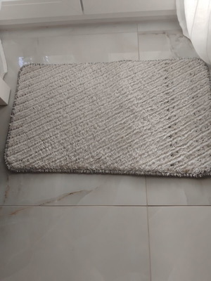 Pataki balcony door rug like new