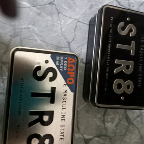 Str8 tin boxes set like new, silver and black 15x10x5