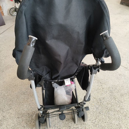 Chicco lightweight umbrella stroller used, black