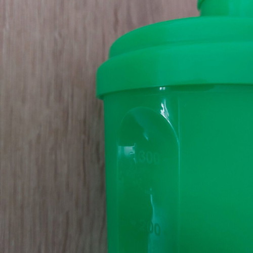 Prozis protein shaker like new, 400ml green with measuring cap