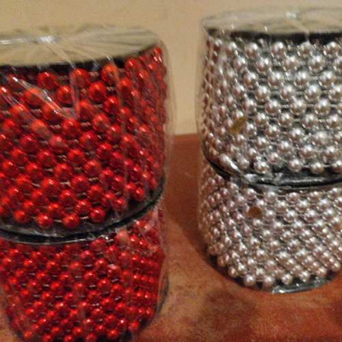 Vintage Christmas pearl garland new, set of 4 pieces