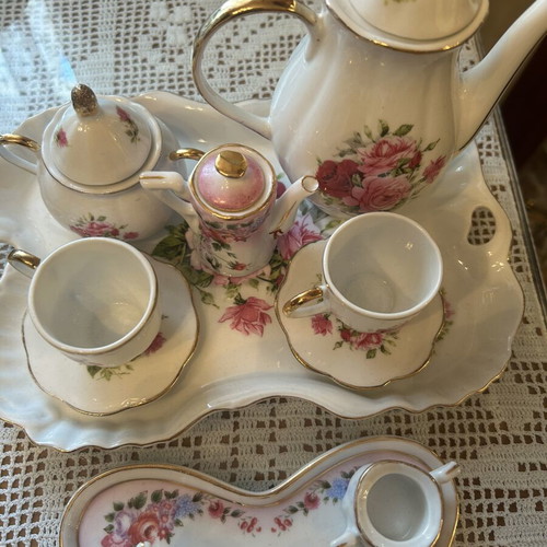 Tea set new
