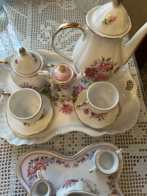 Tea set new