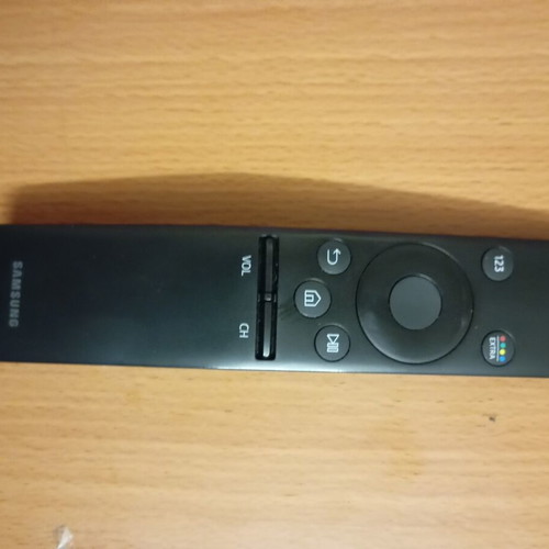 Samsung Android TV remote control used, good working condition