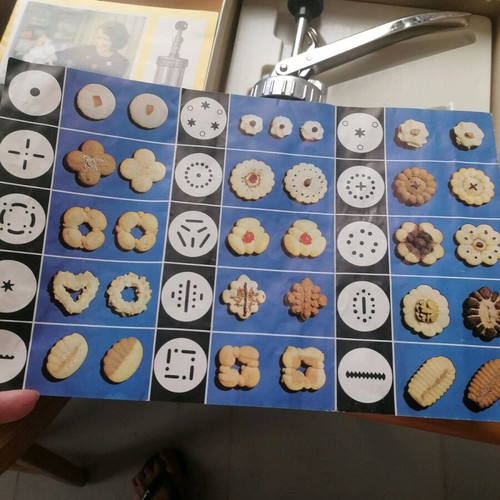 Cookie machine used with many attachments and instructions