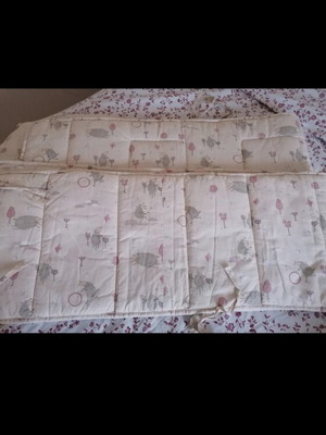 Crib bumpers set used