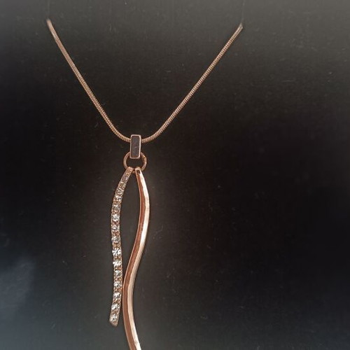 Marks & Spencer rose gold stainless steel jewelry set like new