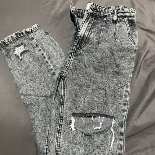 Grey jeans with rips like new, size S