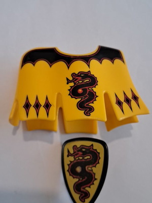 Playmobil πανοπλία αλόγου και ασπίδα μεταχειρισμένα