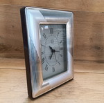 Table clock used with battery and silver frame