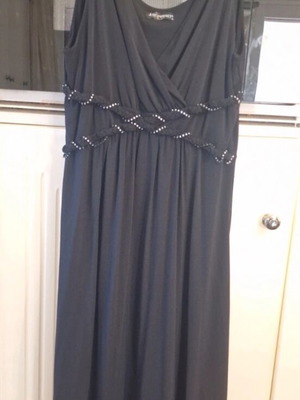 Evening dress plus size like new, size L, black and silver