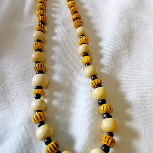 Handmade necklace used, white and yellow