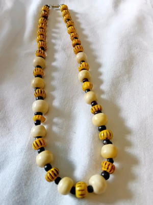 Handmade necklace used, white and yellow