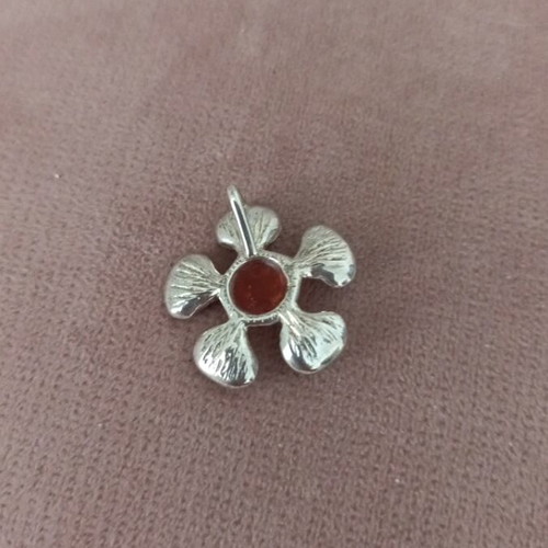 Flower pendant silver925 with orange amber used