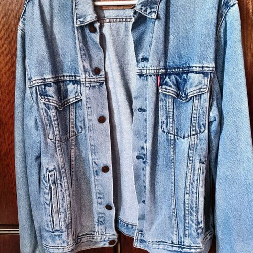 Levis jacket men's used, blue, size L with minor sleeve wear